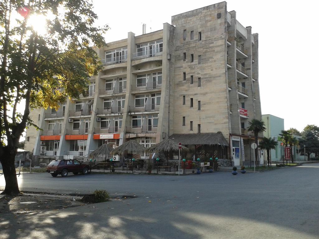 Hereti Hotel Lagodekhi Exterior photo